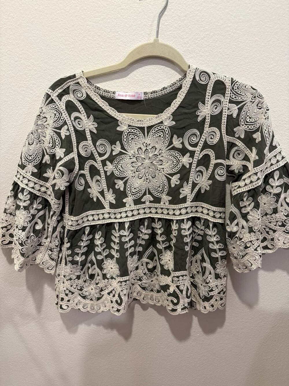 Ana & Rose Women's Size S Olive Green Embroidered Bell Sleeve Peplum Top